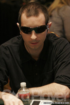 Holdem run it twice