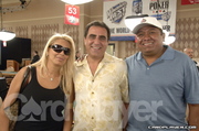 Arturo Diaz and his Family at the 2006 WSOP