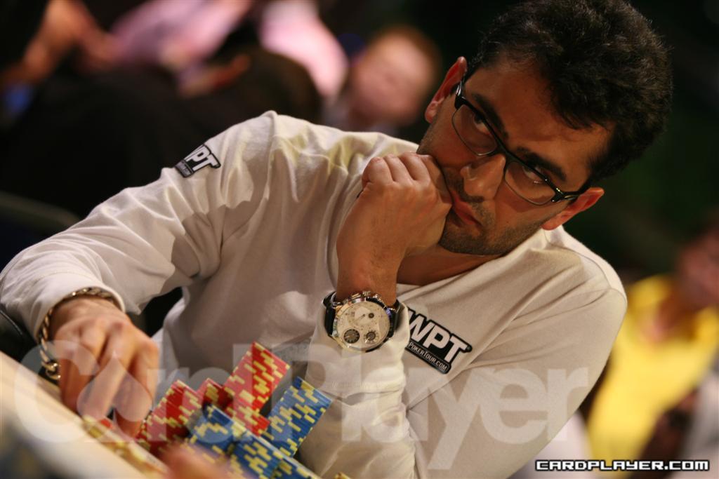 Antonio Esfandiari