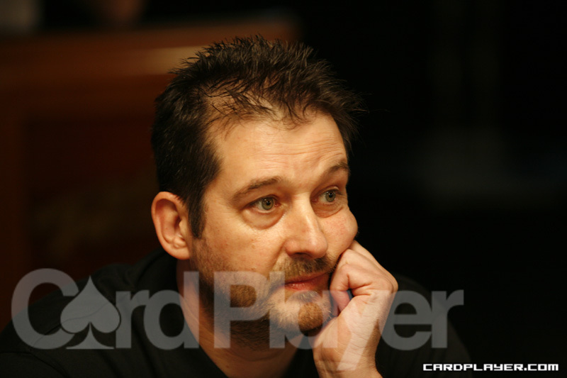 Ian Cox at final table