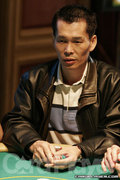 Q Chi at the final table of the $2,500 NLHE event.