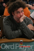 Ylon Schwartz in Flight 3 of the 2006 WSOP Main Event