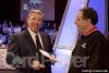 WPT Host Mike Sexton (left) speaks with final tablist Tony Licastro before the final table of WPT Foxwoods.