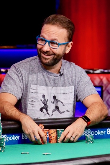 Finisher nomor 18 Daniel Negreanu