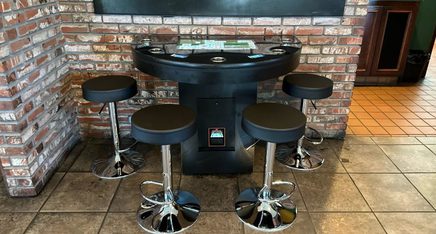 Digital Poker Table Brings Poker And Other Games To Your Favorite Bar