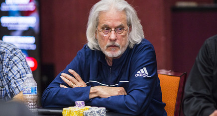 Player Passes Away During Texas Poker Tournament